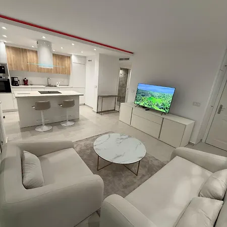 Modern In Miraflores Apartment